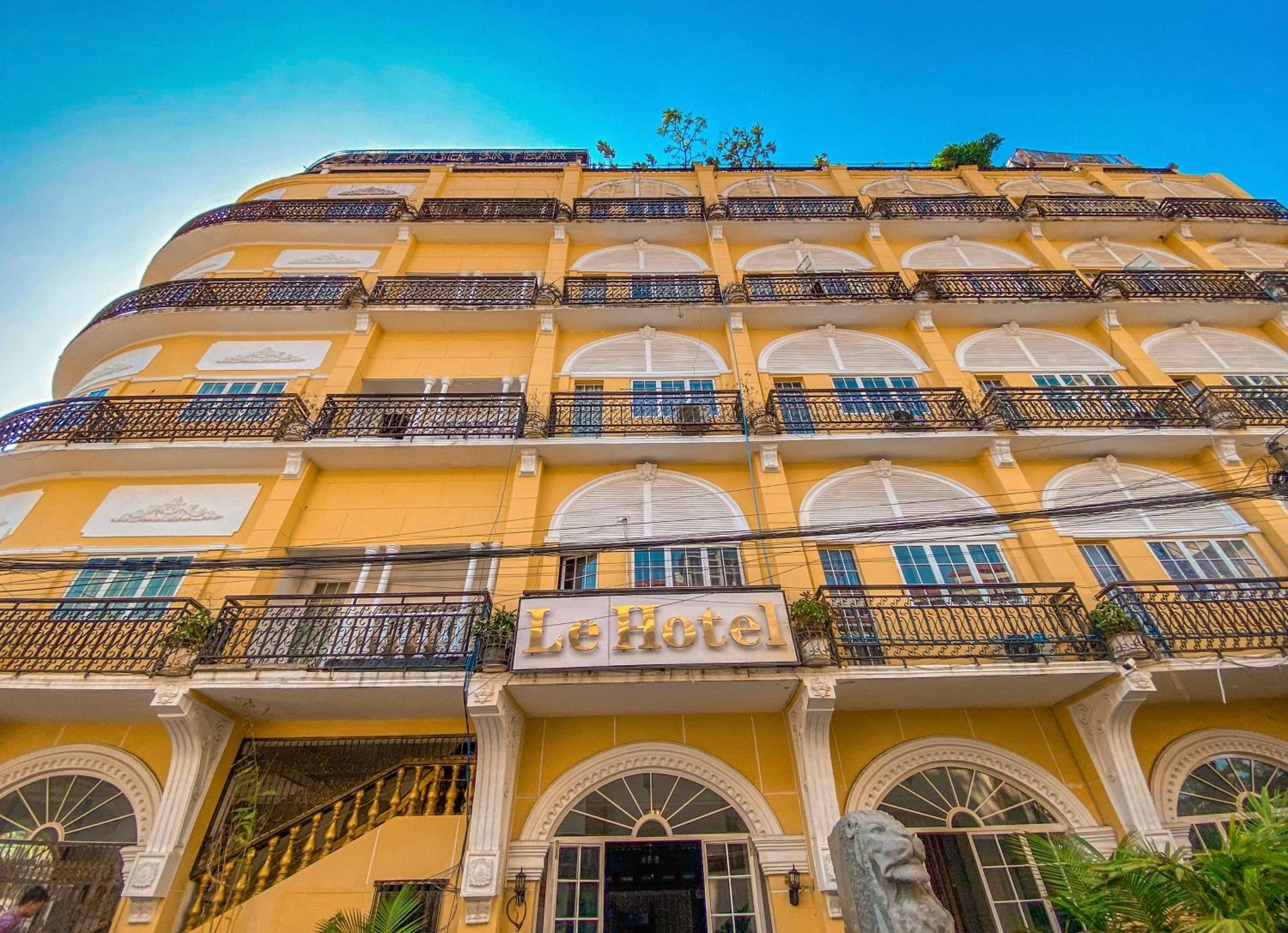 Le Casablanca Hotel Phnom Penh Exterior photo